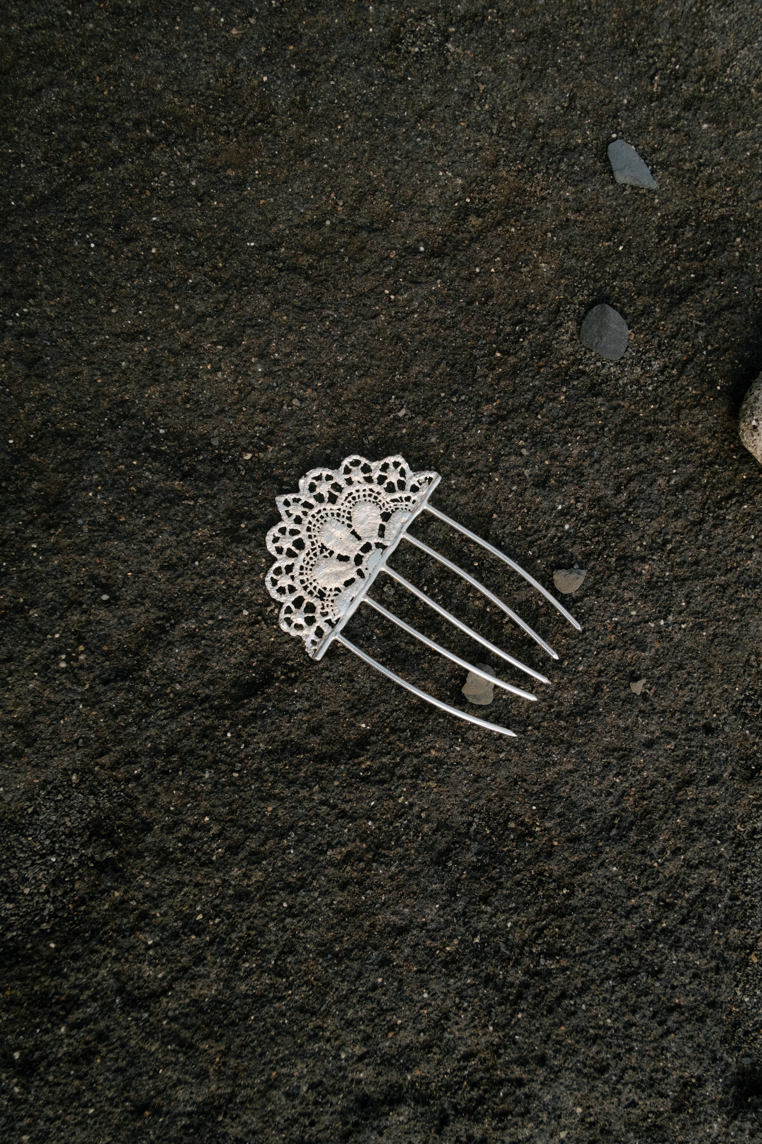 The Silver Spanish Comb
